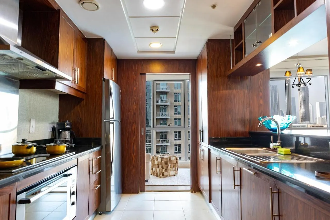 Gorgeous 3-Bed With Burj Khalifa & Dancing Fountain Views Apartment Dubai 0*,  United Arab Emirates