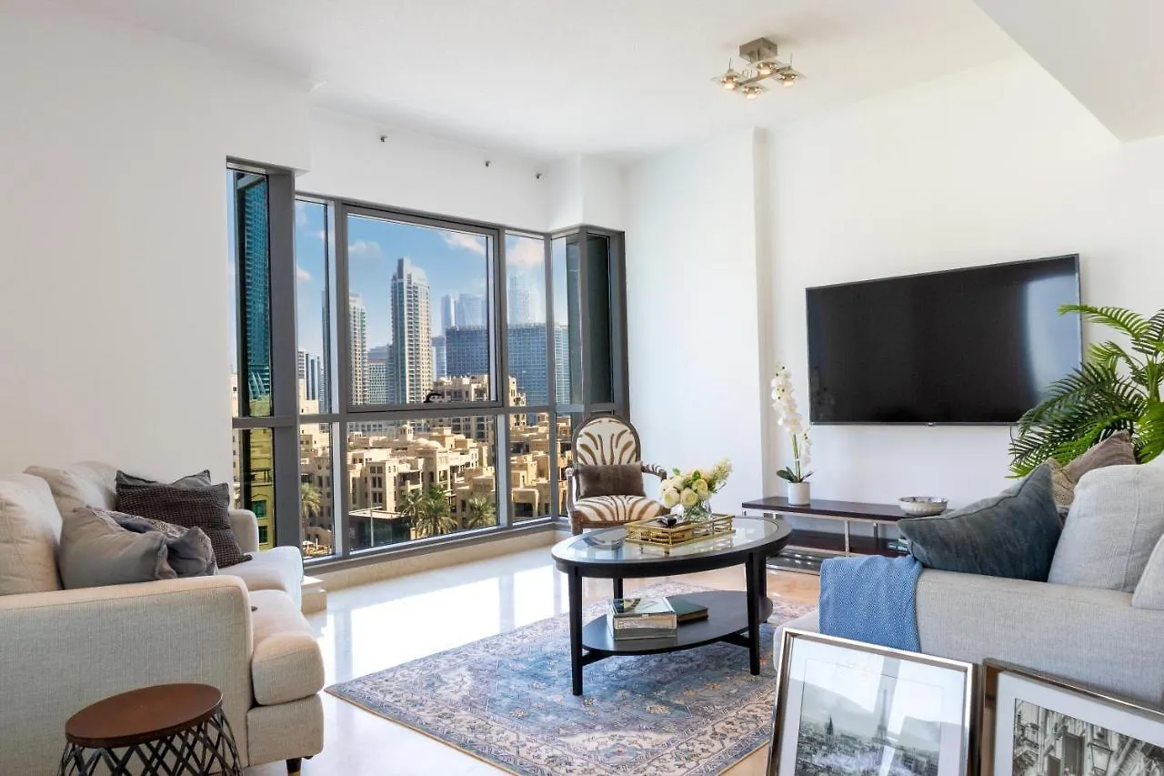 Gorgeous 3-Bed With Burj Khalifa & Dancing Fountain Views Apartment Dubai 0*,  United Arab Emirates